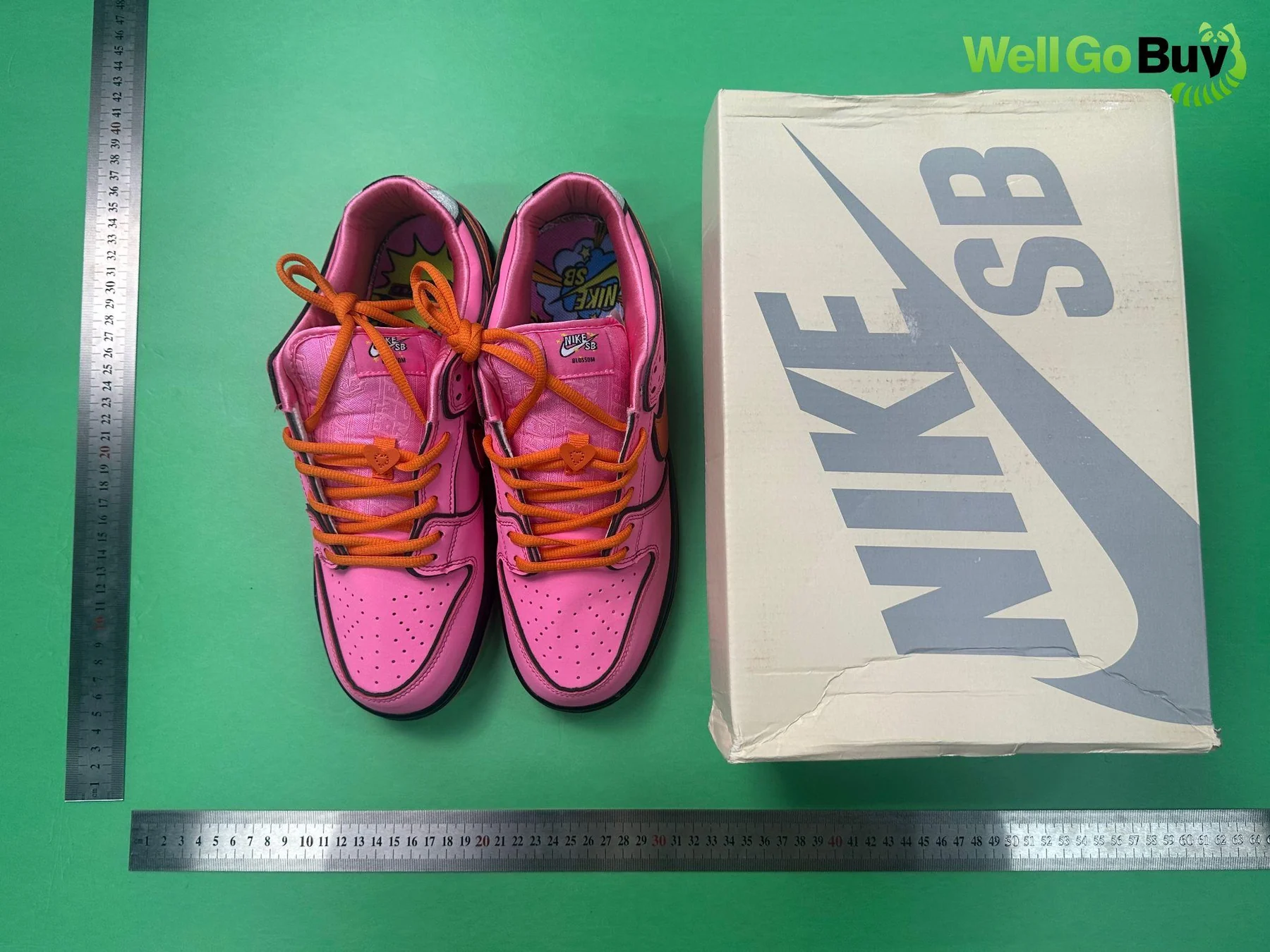 Nike SB Dunk Low x The Powerpuff Girls Blossom QC photo 1